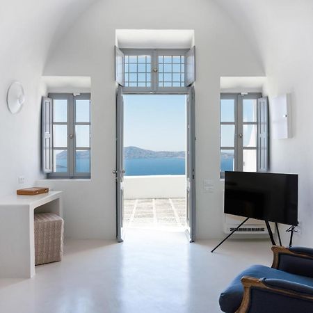 Inspire Santorini Luxury Villas Фира Екстериор снимка