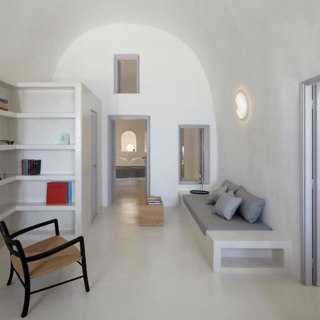 Inspire Santorini Luxury Villas Фира Екстериор снимка