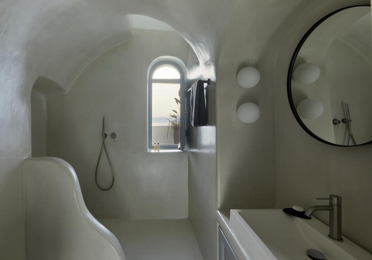 Inspire Santorini Luxury Villas Фира Екстериор снимка