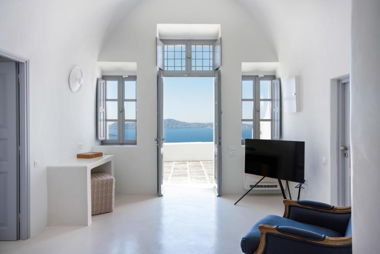 Inspire Santorini Luxury Villas Фира Екстериор снимка