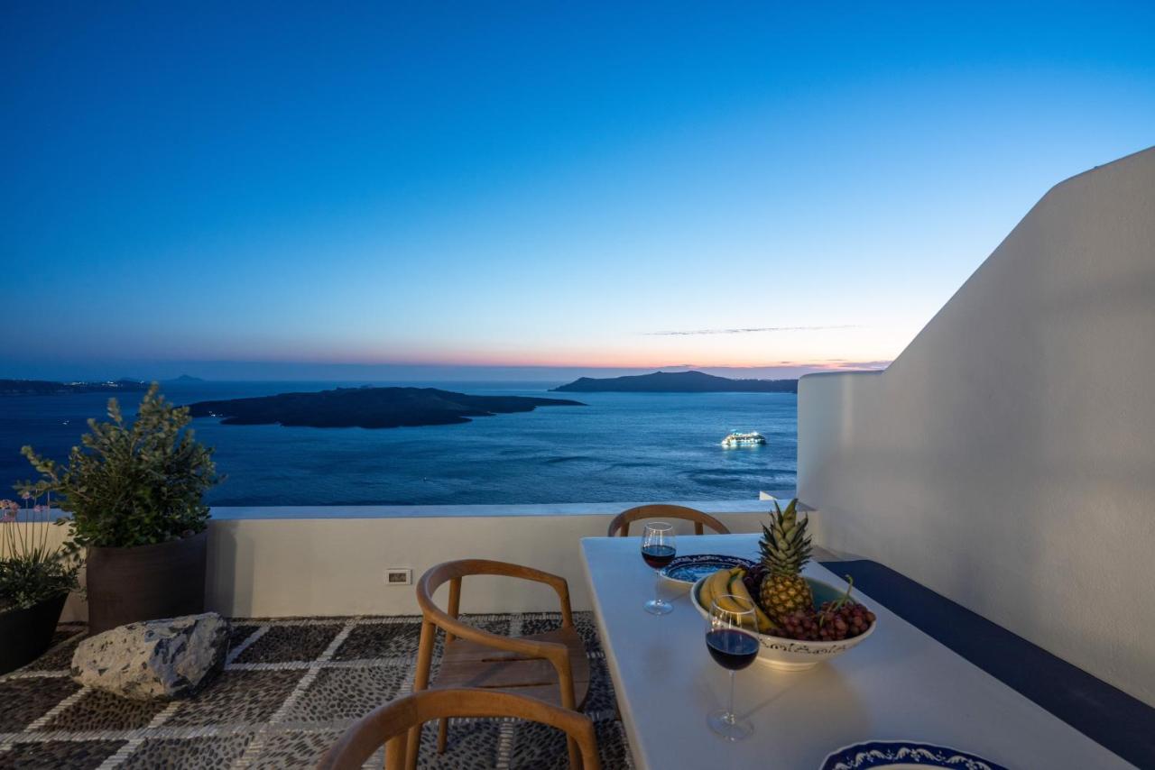 Inspire Santorini Luxury Villas Фира Екстериор снимка