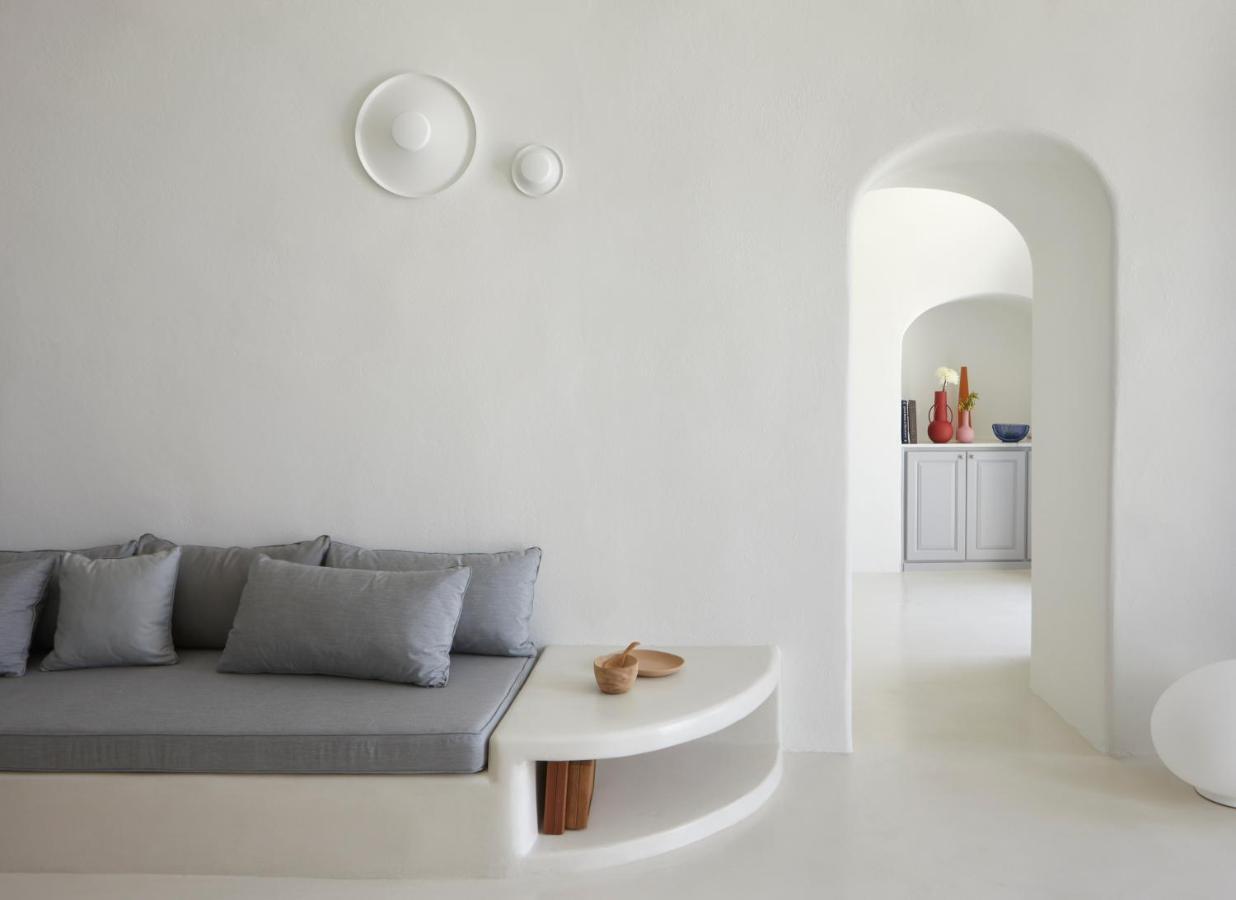 Inspire Santorini Luxury Villas Фира Екстериор снимка