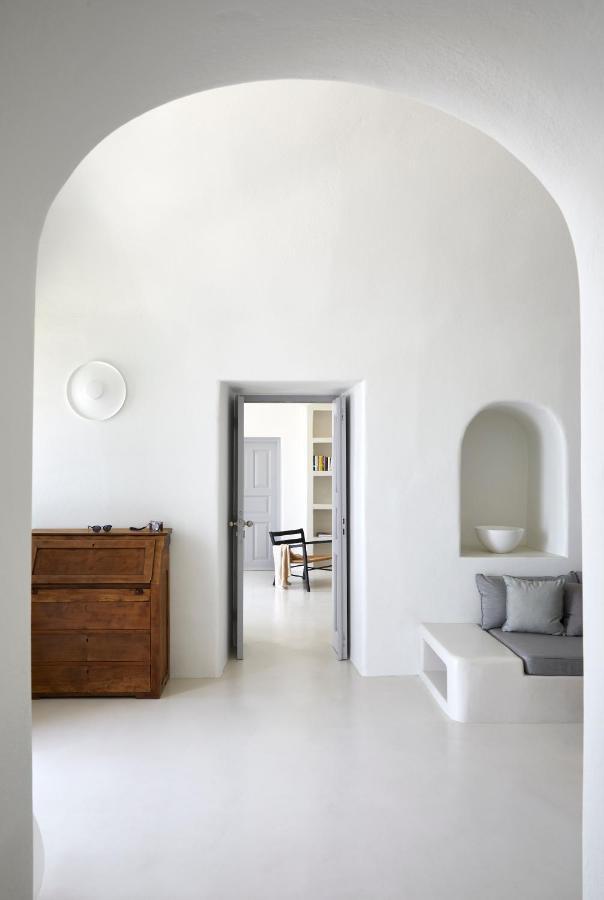 Inspire Santorini Luxury Villas Фира Екстериор снимка